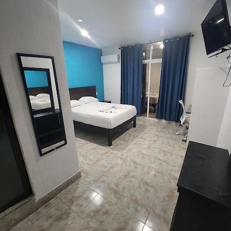 Hotel Turquesa Playa del Carmen Esterno foto